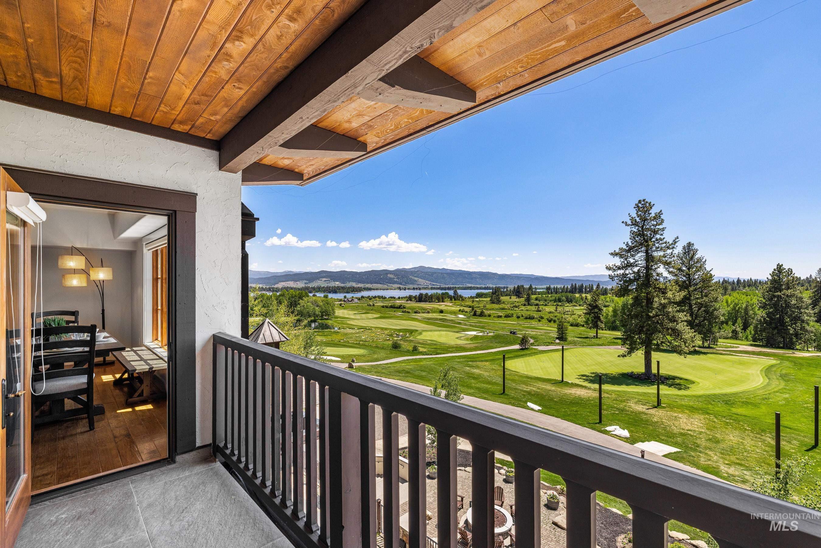 75 Arling Center Court, Donnelly, Idaho 83615, 2 Bedrooms, 2 Bathrooms, Residential For Sale, Price $1,195,000,MLS 98950745