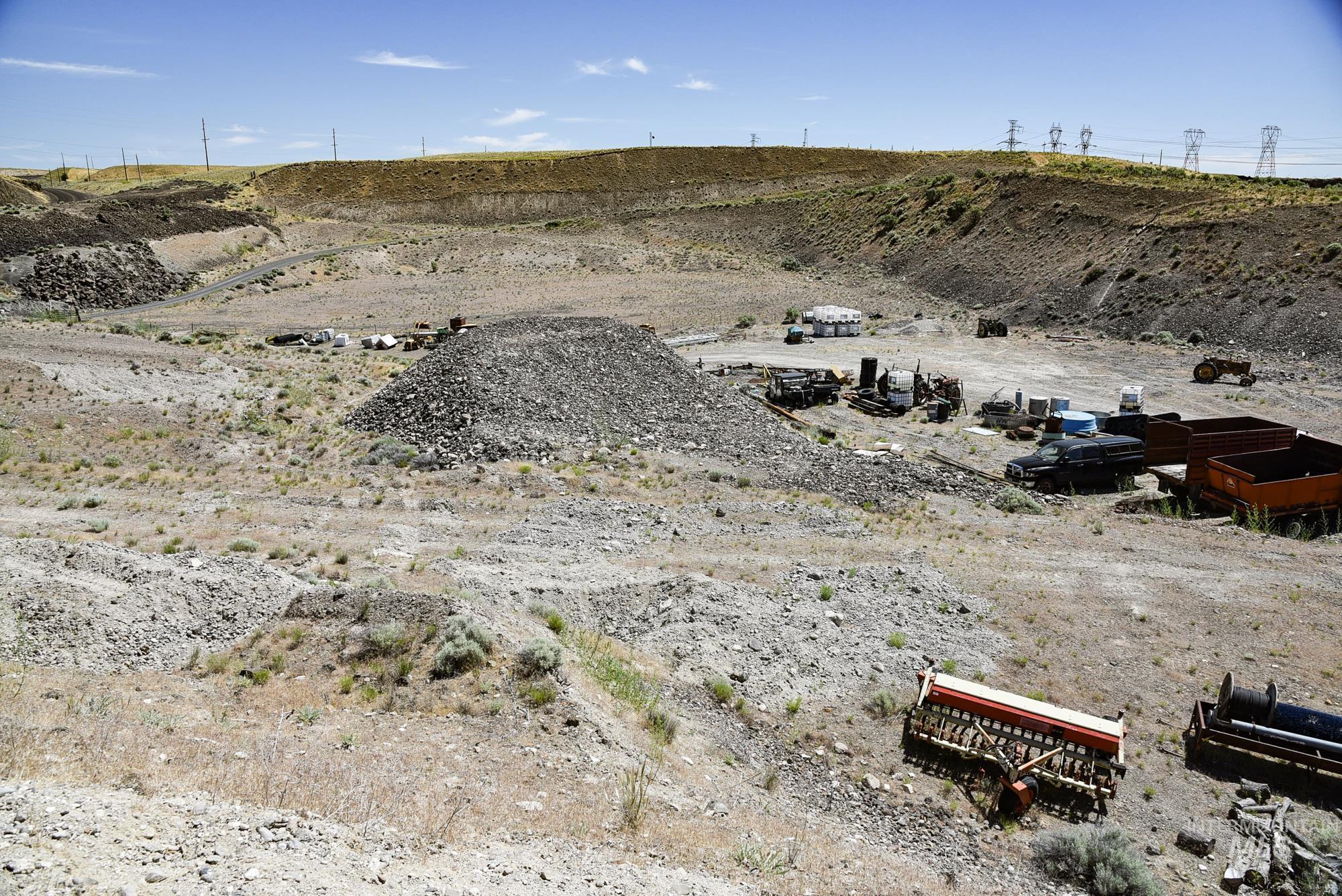 74207 Rhea Lane, Arlington, Oregon 97812, 4 Bedrooms, 2 Bathrooms, Farm & Ranch For Sale, Price $1,MLS 98950807
