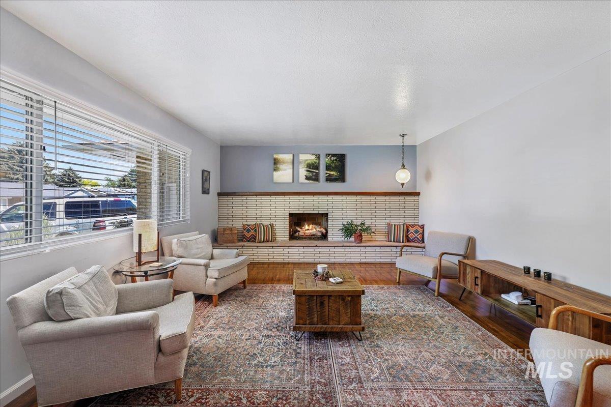 539 Rimview Dr, Twin Falls, Idaho 83301, 5 Bedrooms, 3 Bathrooms, Residential For Sale, Price $559,900,MLS 98950828