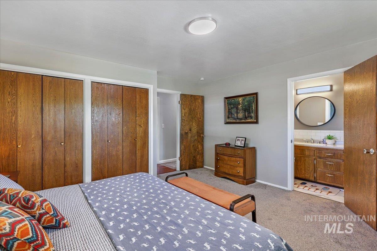 539 Rimview Dr, Twin Falls, Idaho 83301, 5 Bedrooms, 3 Bathrooms, Residential For Sale, Price $559,900,MLS 98950828