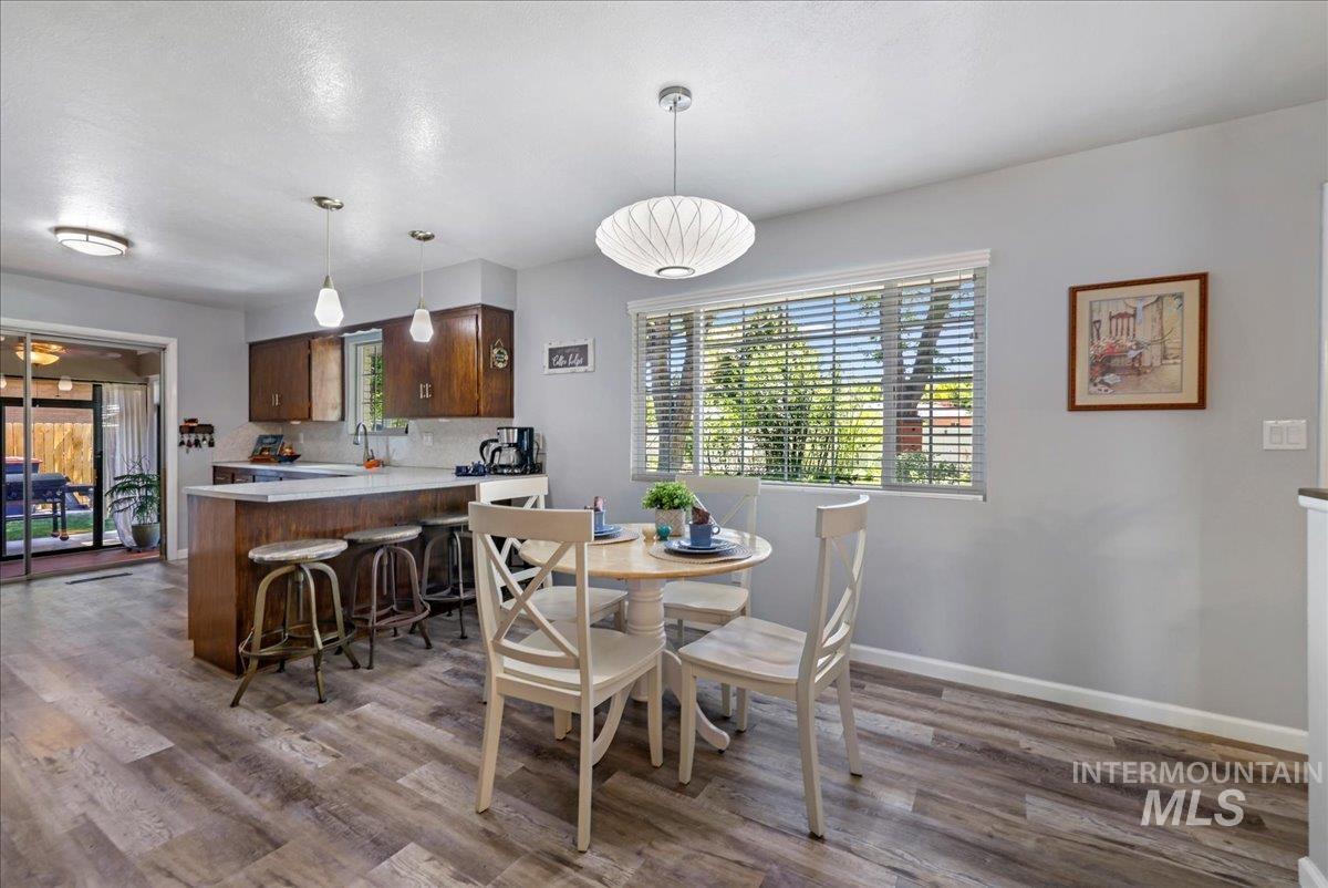 539 Rimview Dr, Twin Falls, Idaho 83301, 5 Bedrooms, 3 Bathrooms, Residential For Sale, Price $579,900, 98950828