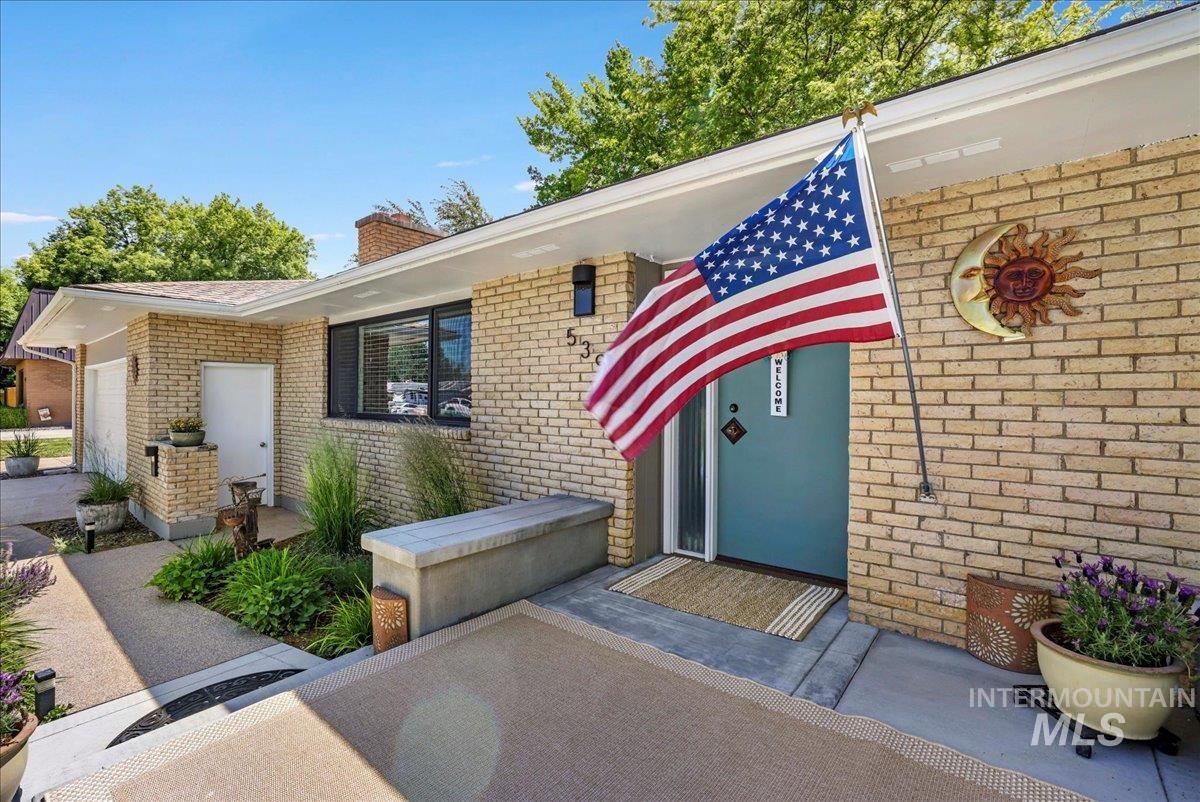 539 Rimview Dr, Twin Falls, Idaho 83301, 5 Bedrooms, 3 Bathrooms, Residential For Sale, Price $579,900, 98950828