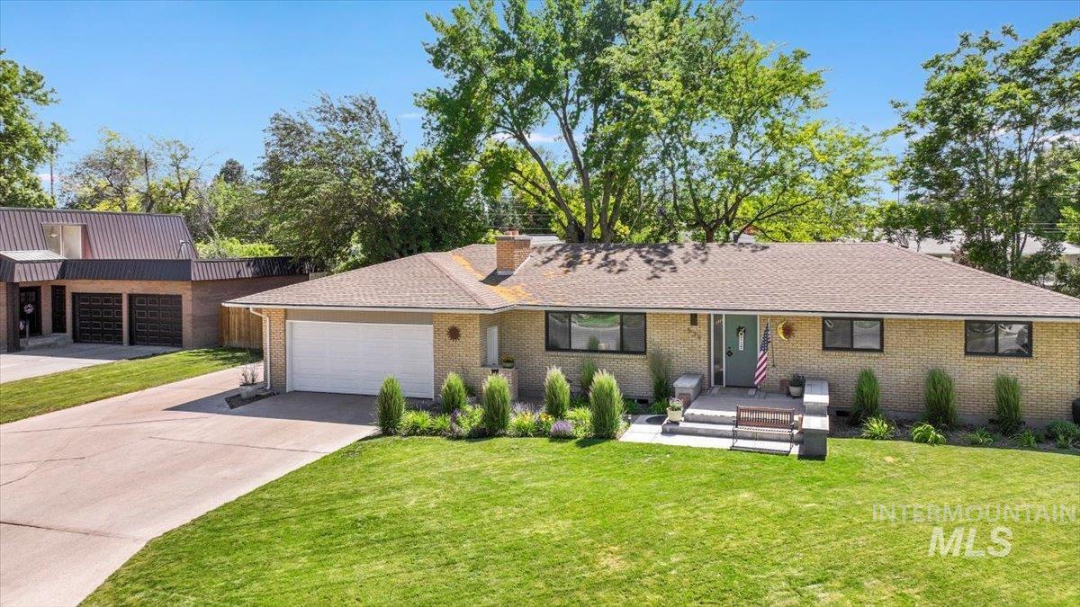 539 Rimview Dr, Twin Falls, Idaho 83301, 5 Bedrooms, 3 Bathrooms, Residential For Sale, Price $579,900, 98950828