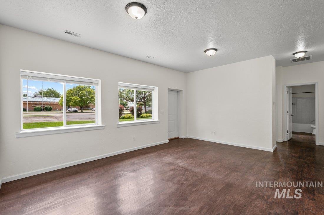 316 N 11th St, Payette, Idaho 83661-2418, 2 Bedrooms, 1.5 Bathrooms, Residential Income For Sale, Price $2,190,000, 98950843