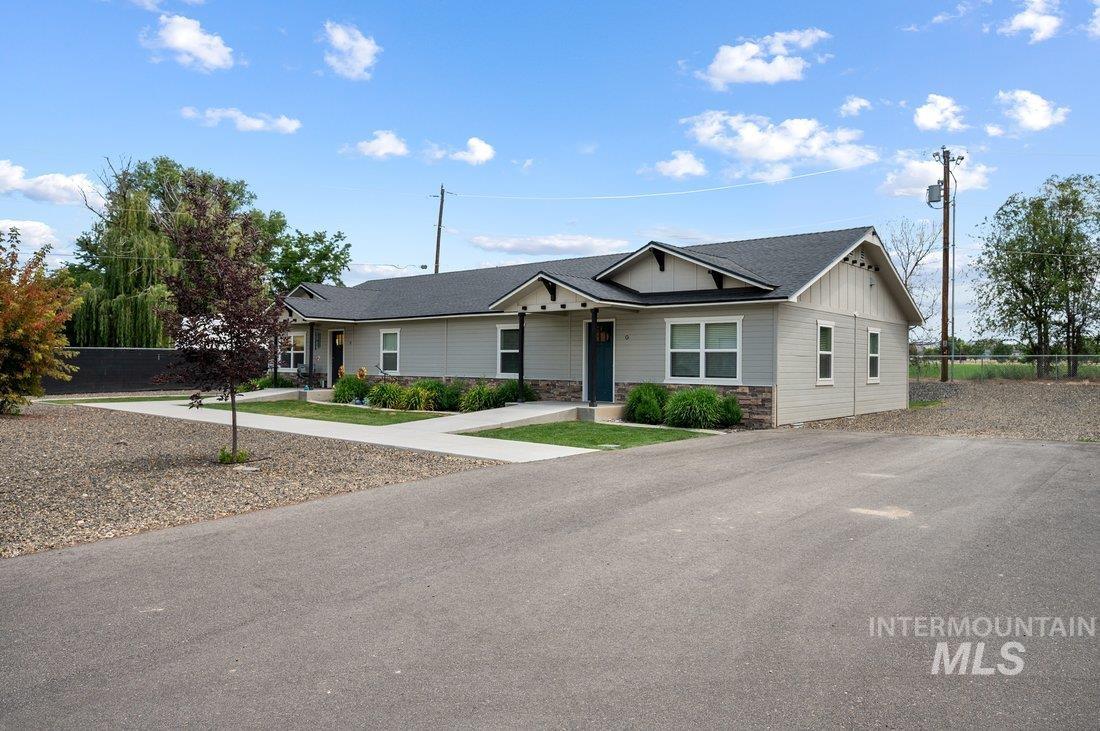 316 N 11th St, Payette, Idaho 83661-2418, 2 Bedrooms, 1.5 Bathrooms, Residential Income For Sale, Price $2,190,000, 98950843