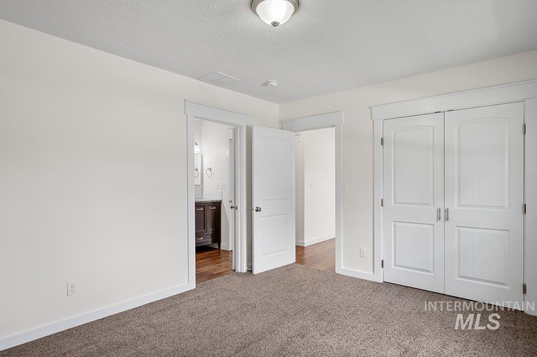 316 N 11th St, Payette, Idaho 83661-2418, 2 Bedrooms, 1.5 Bathrooms, Residential Income For Sale, Price $2,190,000, 98950843