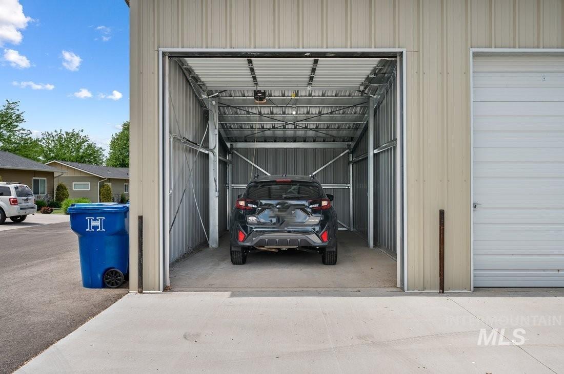 316 N 11th St, Payette, Idaho 83661-2418, 2 Bedrooms, 1.5 Bathrooms, Residential Income For Sale, Price $2,190,000, 98950843