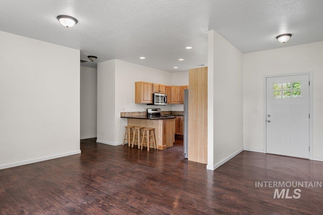 316 N 11th St, Payette, Idaho 83661-2418, 2 Bedrooms, 1.5 Bathrooms, Residential Income For Sale, Price $2,190,000, 98950843