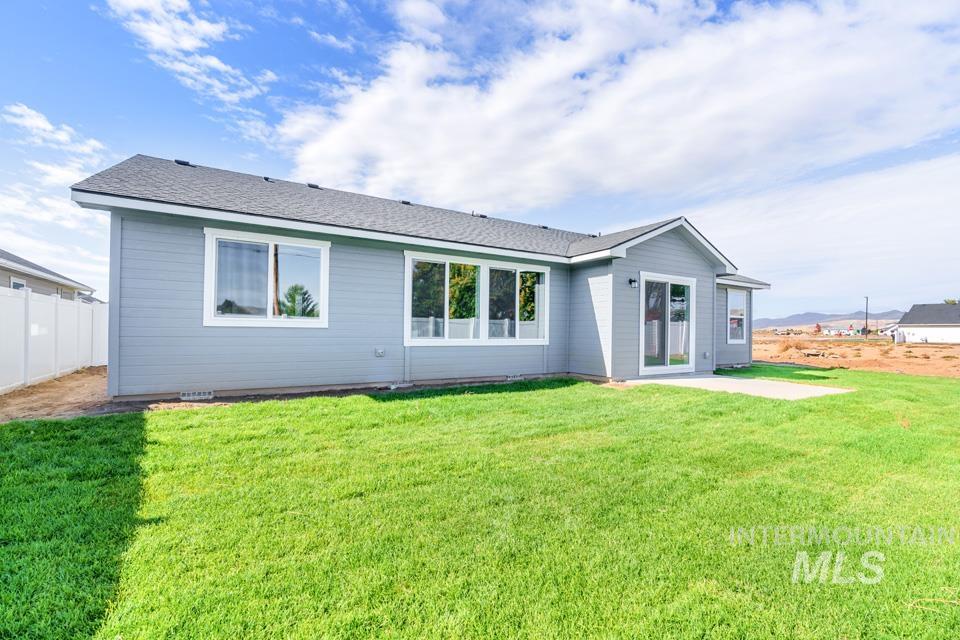 1340 Dawn St, Weiser, Idaho 83672, 3 Bedrooms, 2 Bathrooms, Residential For Sale, Price $393,799, 98950885