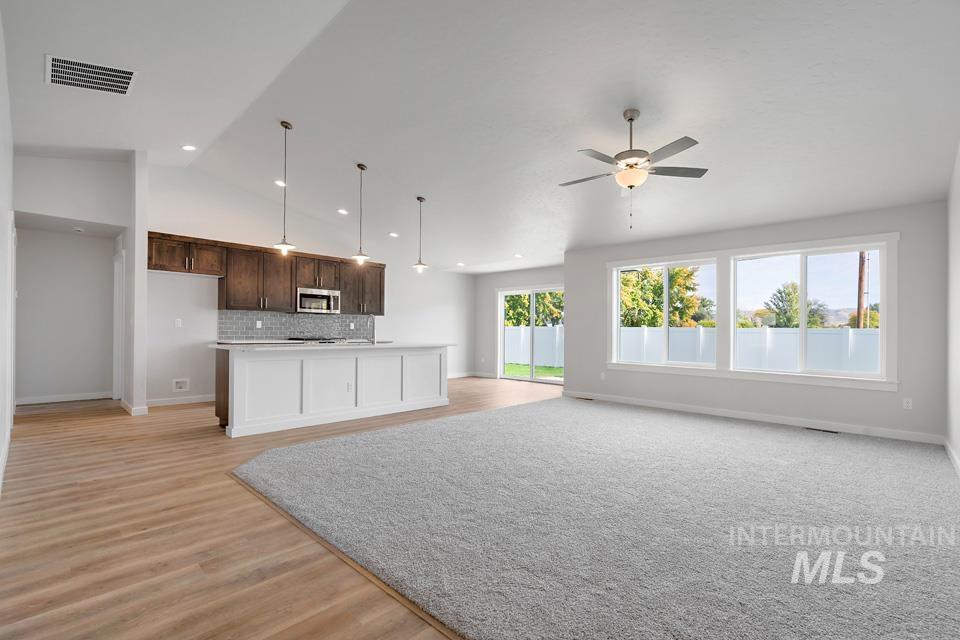 1340 Dawn St, Weiser, Idaho 83672, 3 Bedrooms, 2 Bathrooms, Residential For Sale, Price $393,799, 98950885