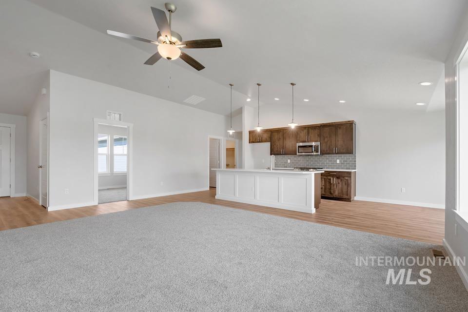 1340 Dawn St, Weiser, Idaho 83672, 3 Bedrooms, 2 Bathrooms, Residential For Sale, Price $393,799, 98950885