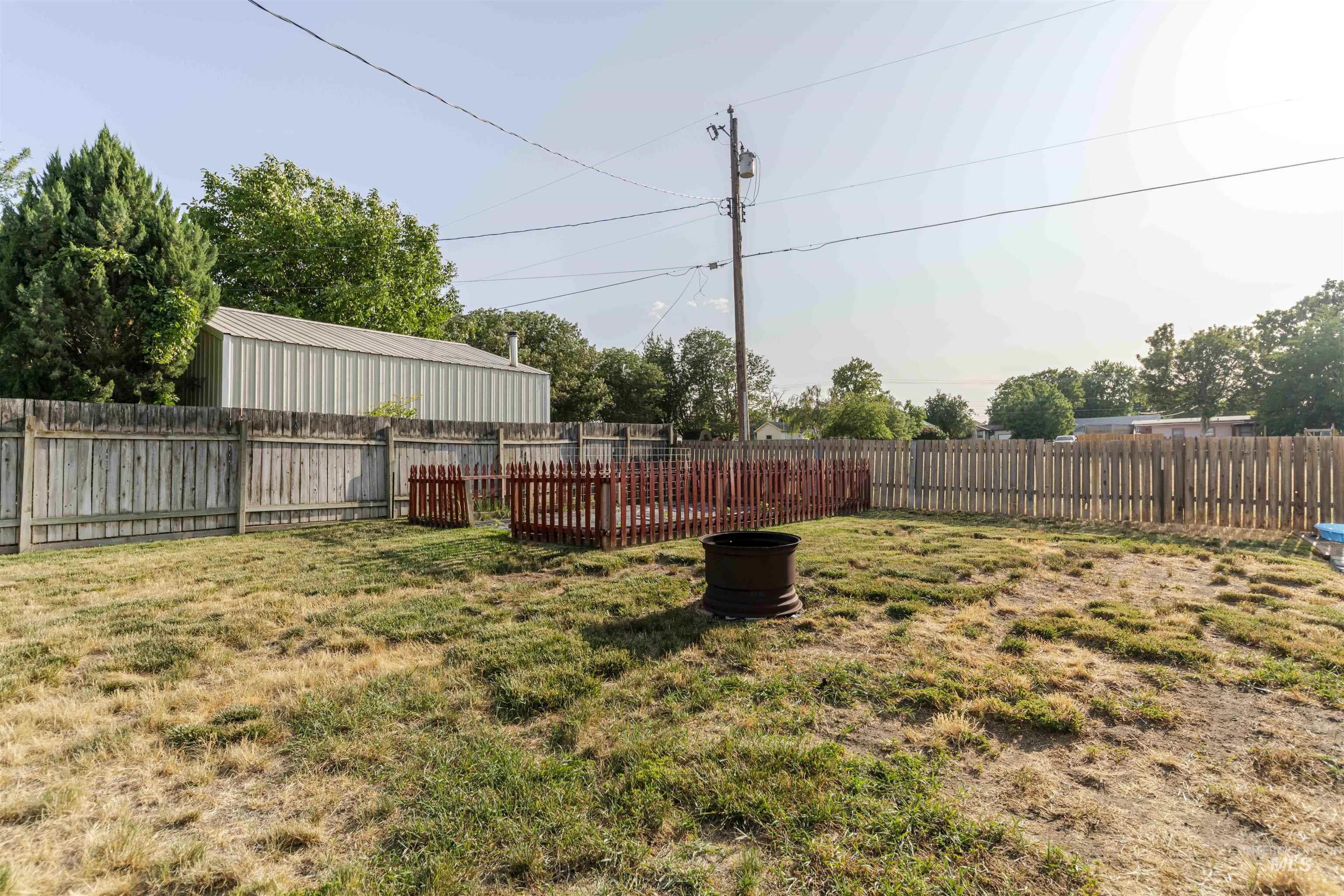 1318 McCarroll Street, Clarkston, Washington 99403, 2 Bedrooms, 1 Bathroom, Residential For Sale, Price $299,999,MLS 98950972