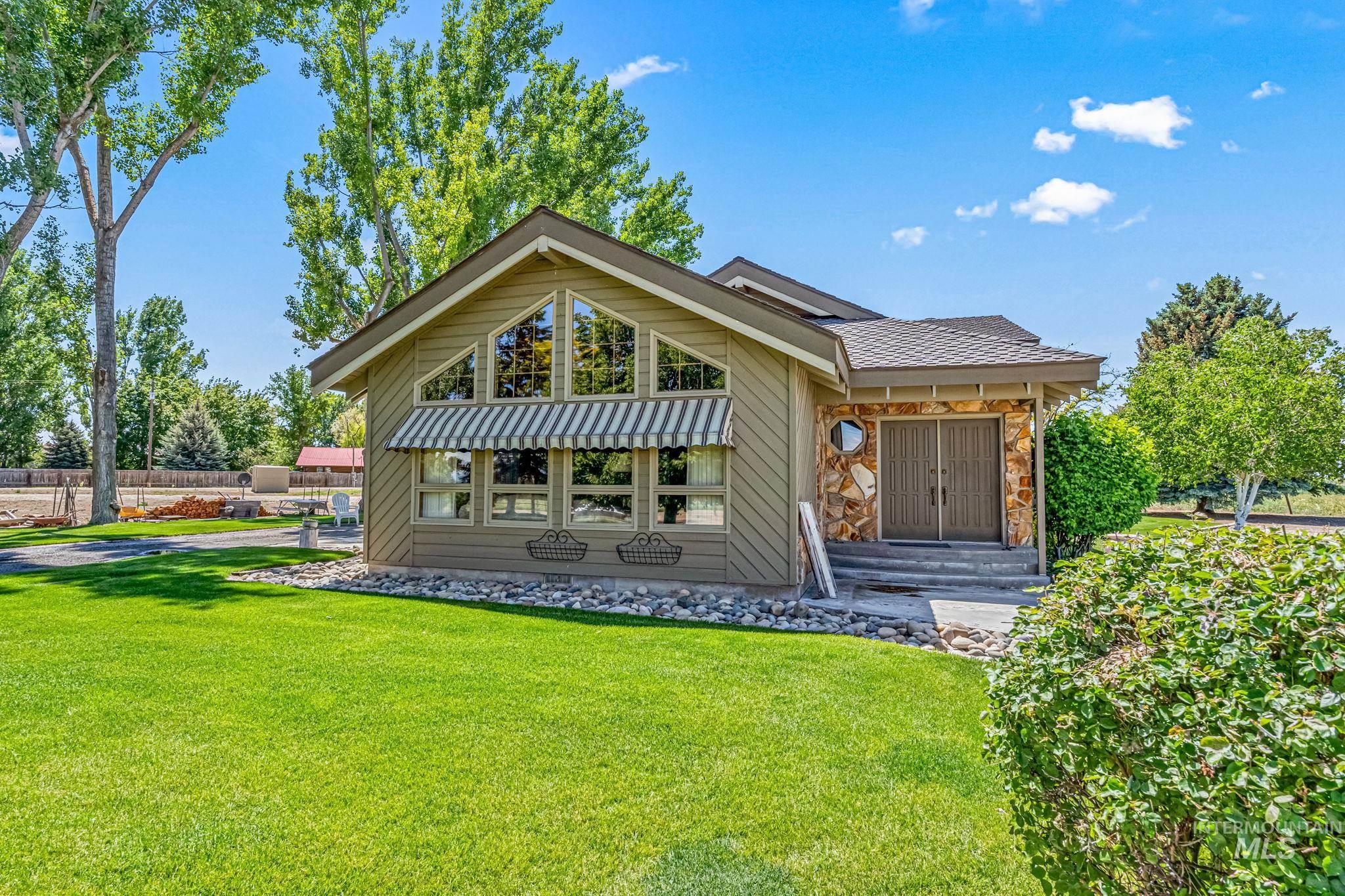5537 Highway 30 S, New Plymouth, Idaho 83655, 3 Bedrooms, 1.5 Bathrooms, Residential For Sale, Price $774,900,MLS 98950994