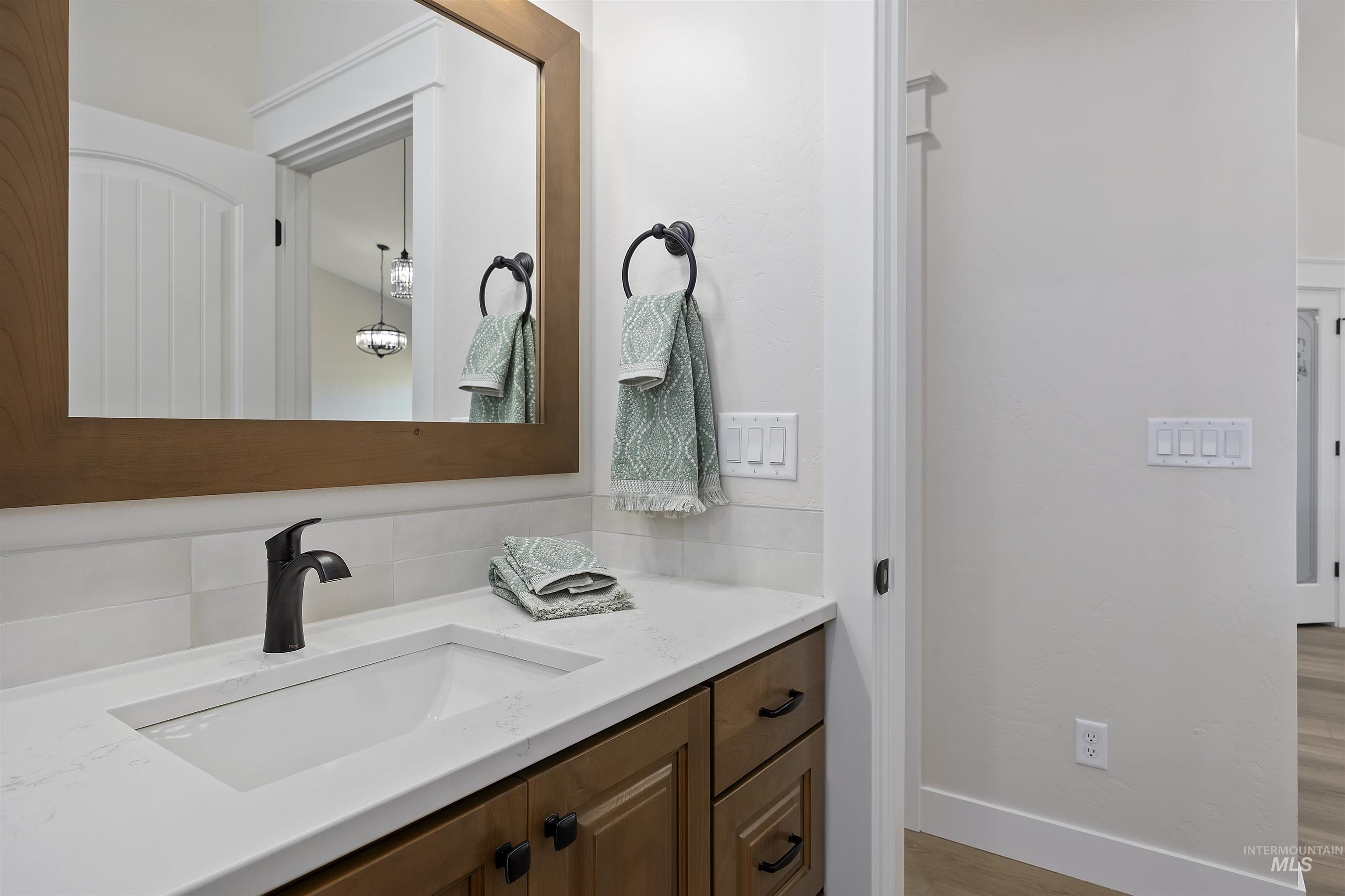 1442 Haizlee way, Twin Falls, Idaho 83301, 4 Bedrooms, 2 Bathrooms, Residential For Sale, Price $575,000, 98951120