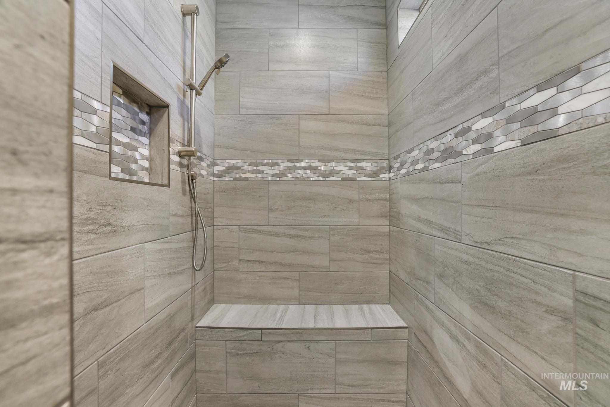 1470 Haizlee way, Twin Falls, Idaho 83301, 3 Bedrooms, 2 Bathrooms, Residential For Sale, Price $549,900, 98951121