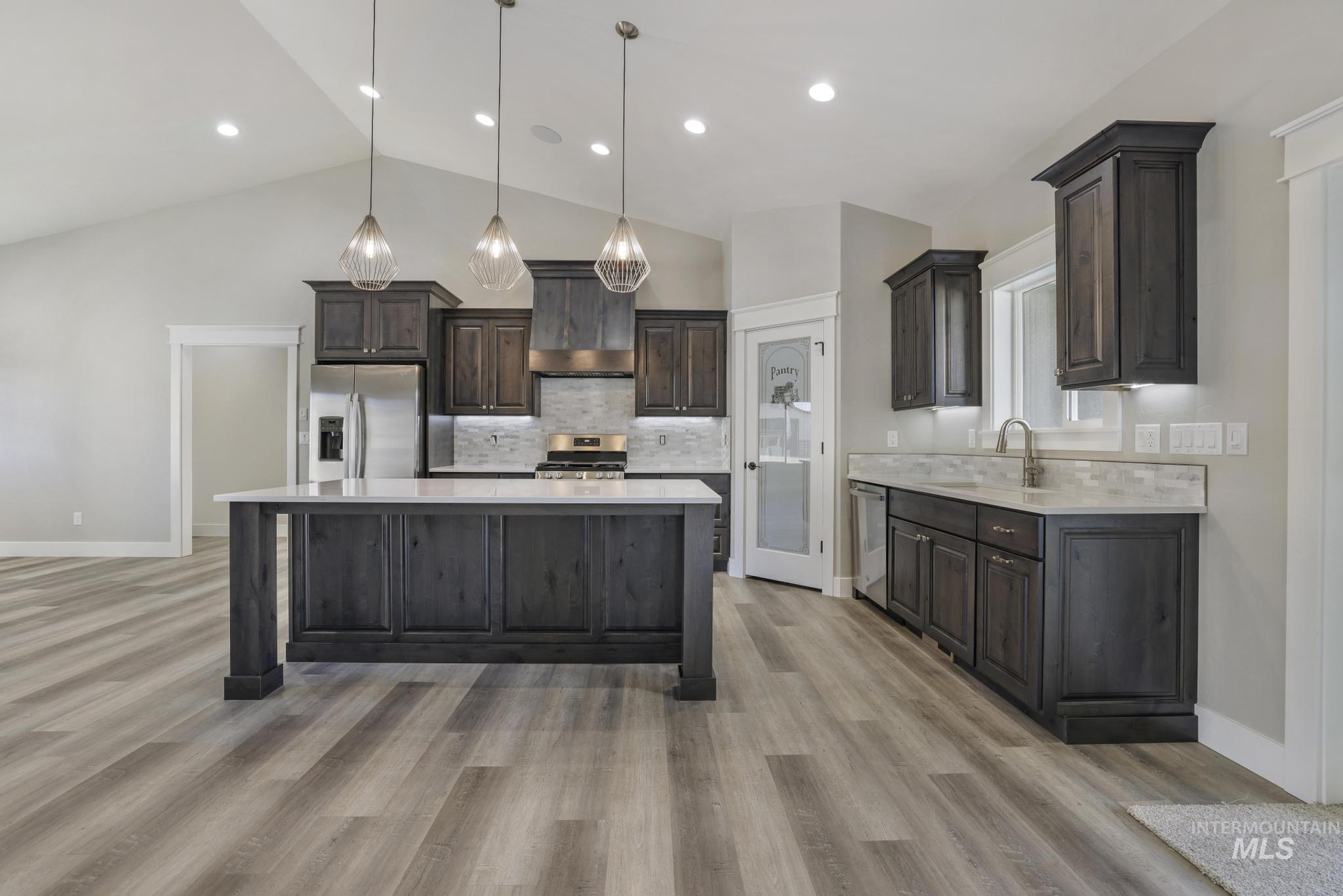 1470 Haizlee way, Twin Falls, Idaho 83301, 3 Bedrooms, 2 Bathrooms, Residential For Sale, Price $549,900, 98951121