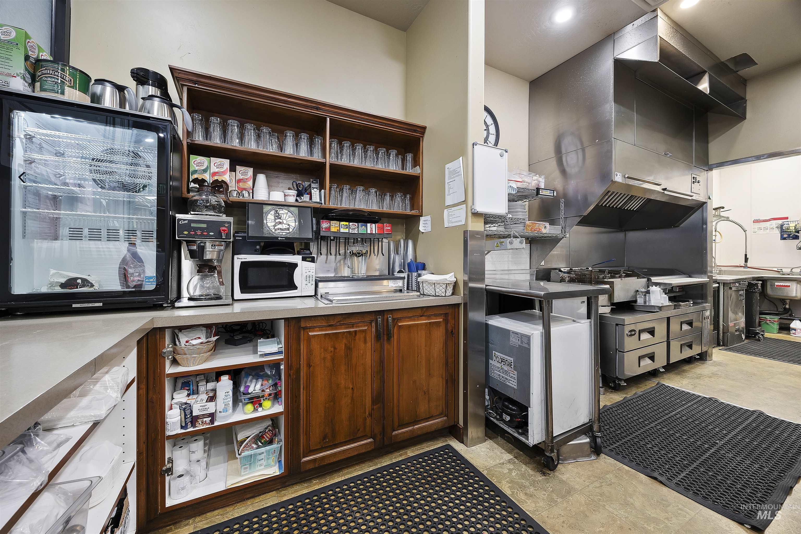 4035 N 2300 E, Filer, Idaho 83301, Business/Commercial For Sale, Price $1,500,000,MLS 98951133