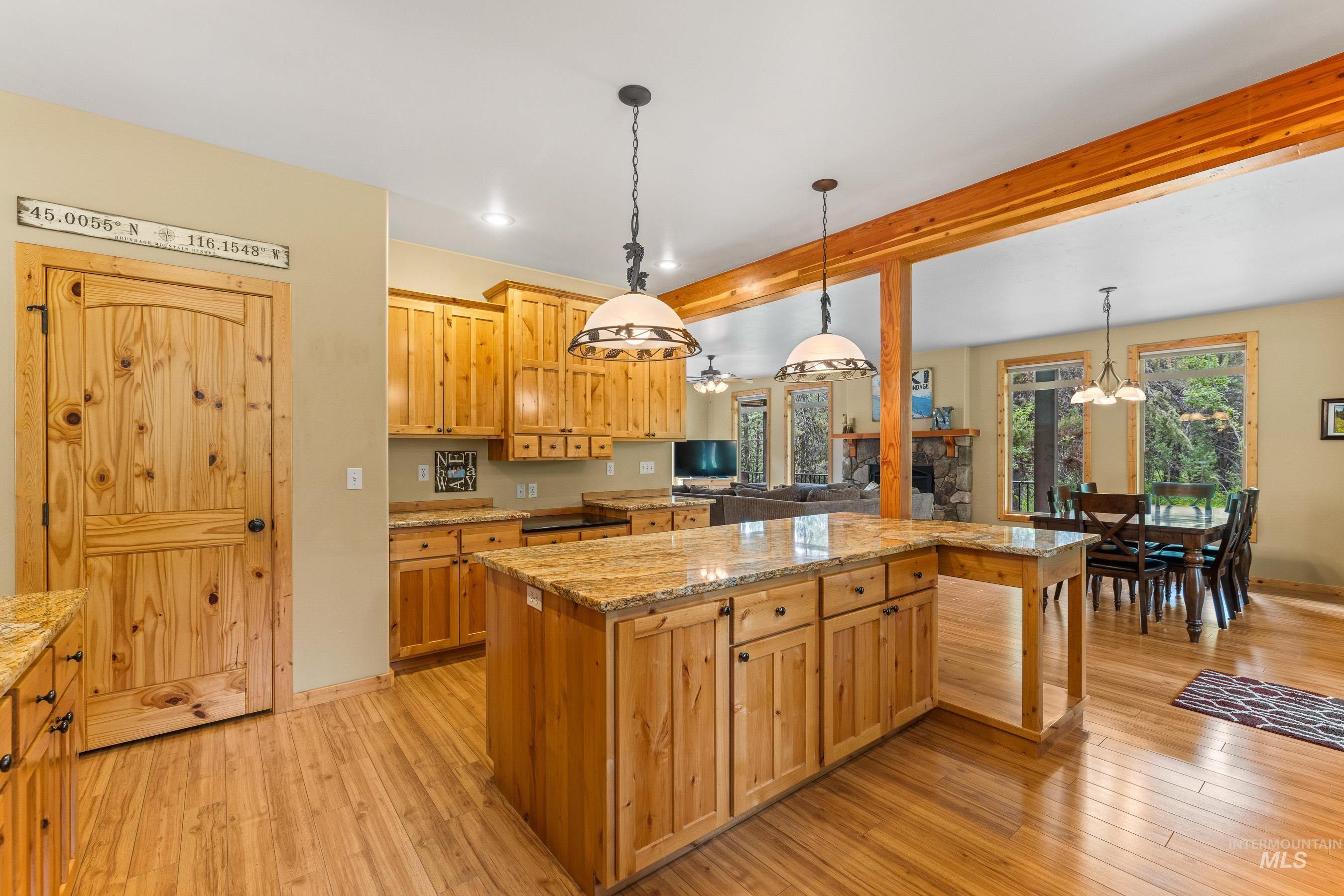 14199 Franklin Rd, McCall, Idaho 83638, 3 Bedrooms, 3.5 Bathrooms, Residential For Sale, Price $1,425,000,MLS 98951158