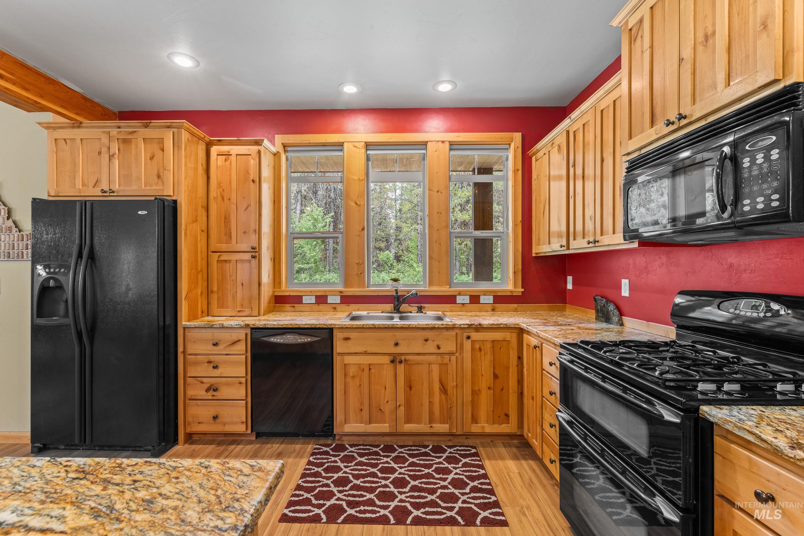 14199 Franklin Rd, McCall, Idaho 83638, 3 Bedrooms, 3.5 Bathrooms, Residential For Sale, Price $1,425,000,MLS 98951158