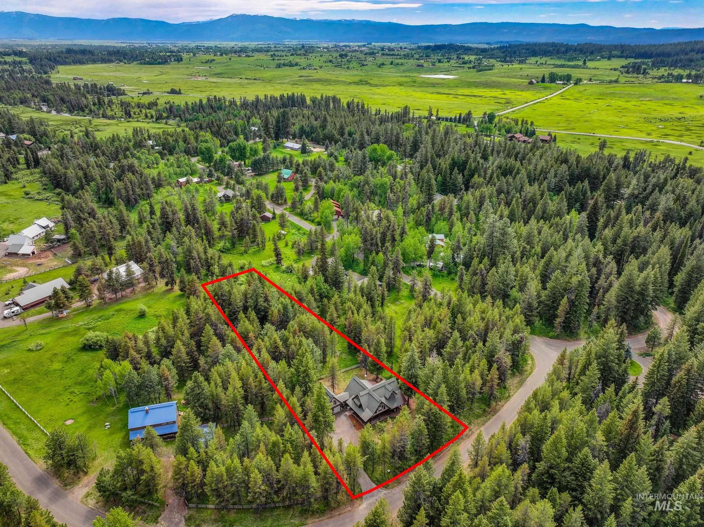 14199 Franklin Rd, McCall, Idaho 83638, 3 Bedrooms, 3.5 Bathrooms, Residential For Sale, Price $1,425,000, 98951158