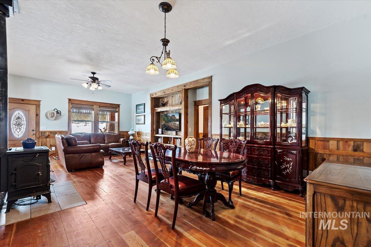 675 W Russell Dr, Prairie, Idaho 83647, 3 Bedrooms, 2 Bathrooms, Residential For Sale, Price $1,500,000,MLS 98951187