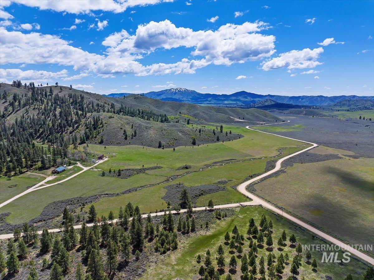 675 W Russell Dr, Prairie, Idaho 83647, 3 Bedrooms, 2 Bathrooms, Residential For Sale, Price $1,500,000,MLS 98951187