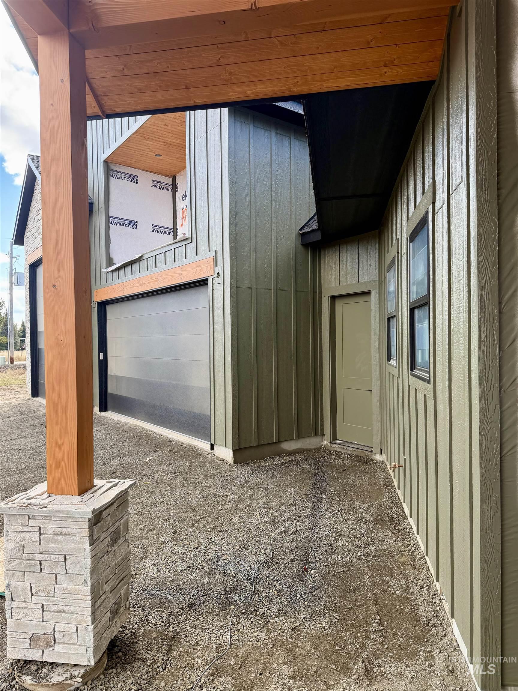 13897 Sky View Ct, McCall, Idaho 83638, 4 Bedrooms, 3 Bathrooms, Residential For Sale, Price $1,279,000,MLS 98951227