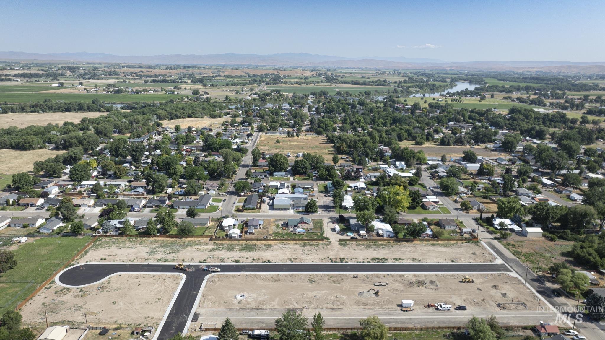 315 N 9th Ave North, Payette, Idaho 83661, 2 Bedrooms, 2.5 Bathrooms, Residential Income For Sale, Price $324,900, 98951233