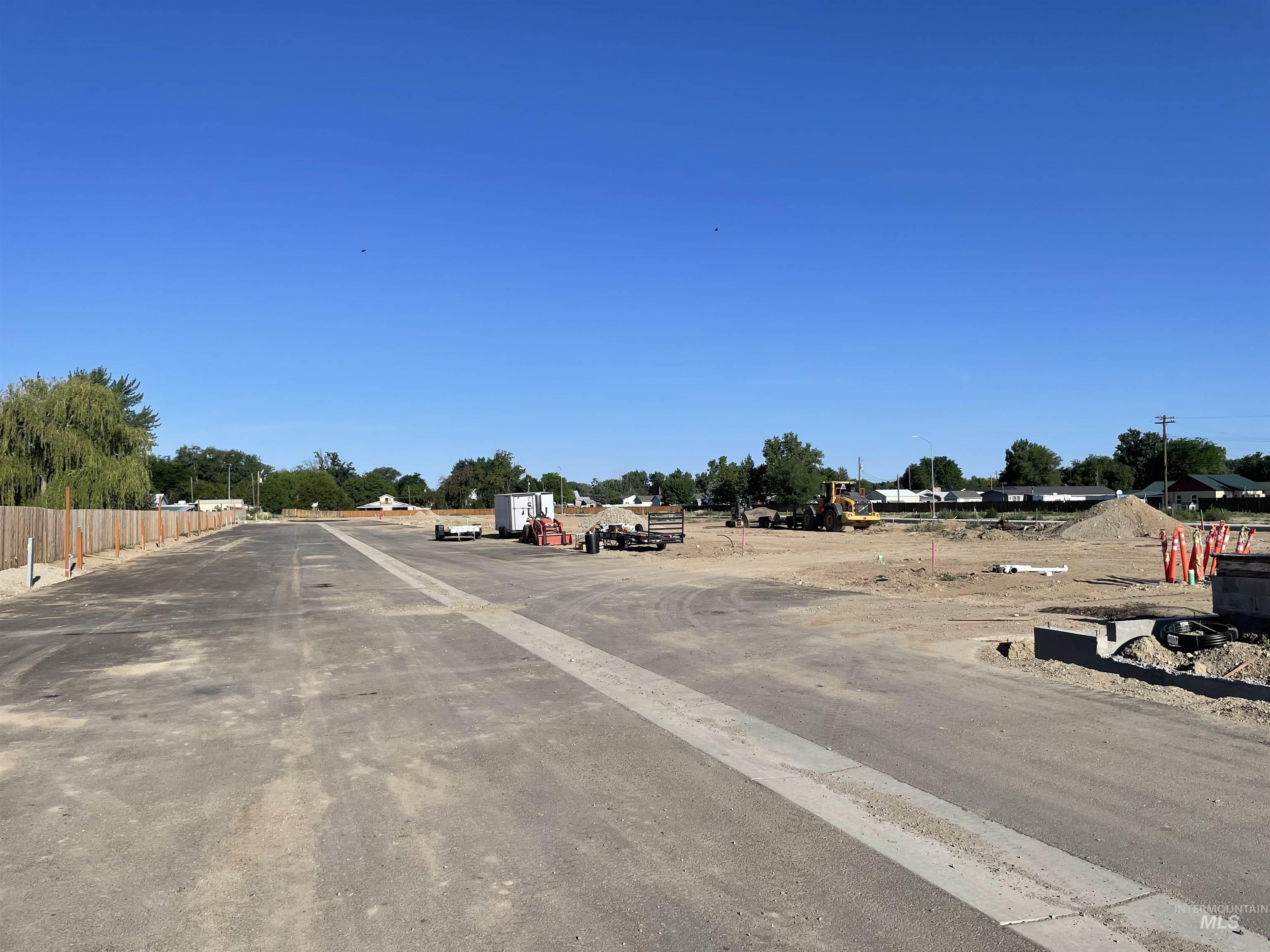 311 N 9th Ave North, Payette, Idaho 83661, 3 Bedrooms, 2.5 Bathrooms, Residential Income For Sale, Price $369,900, 98951251