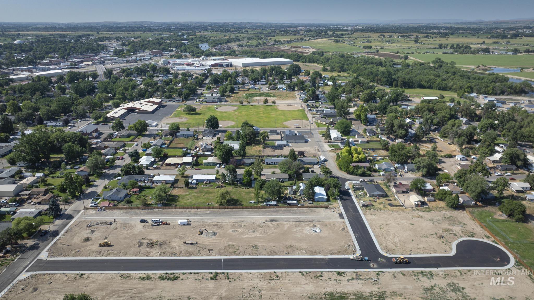 311 N 9th Ave North, Payette, Idaho 83661, 3 Bedrooms, 2.5 Bathrooms, Residential Income For Sale, Price $369,900, 98951251