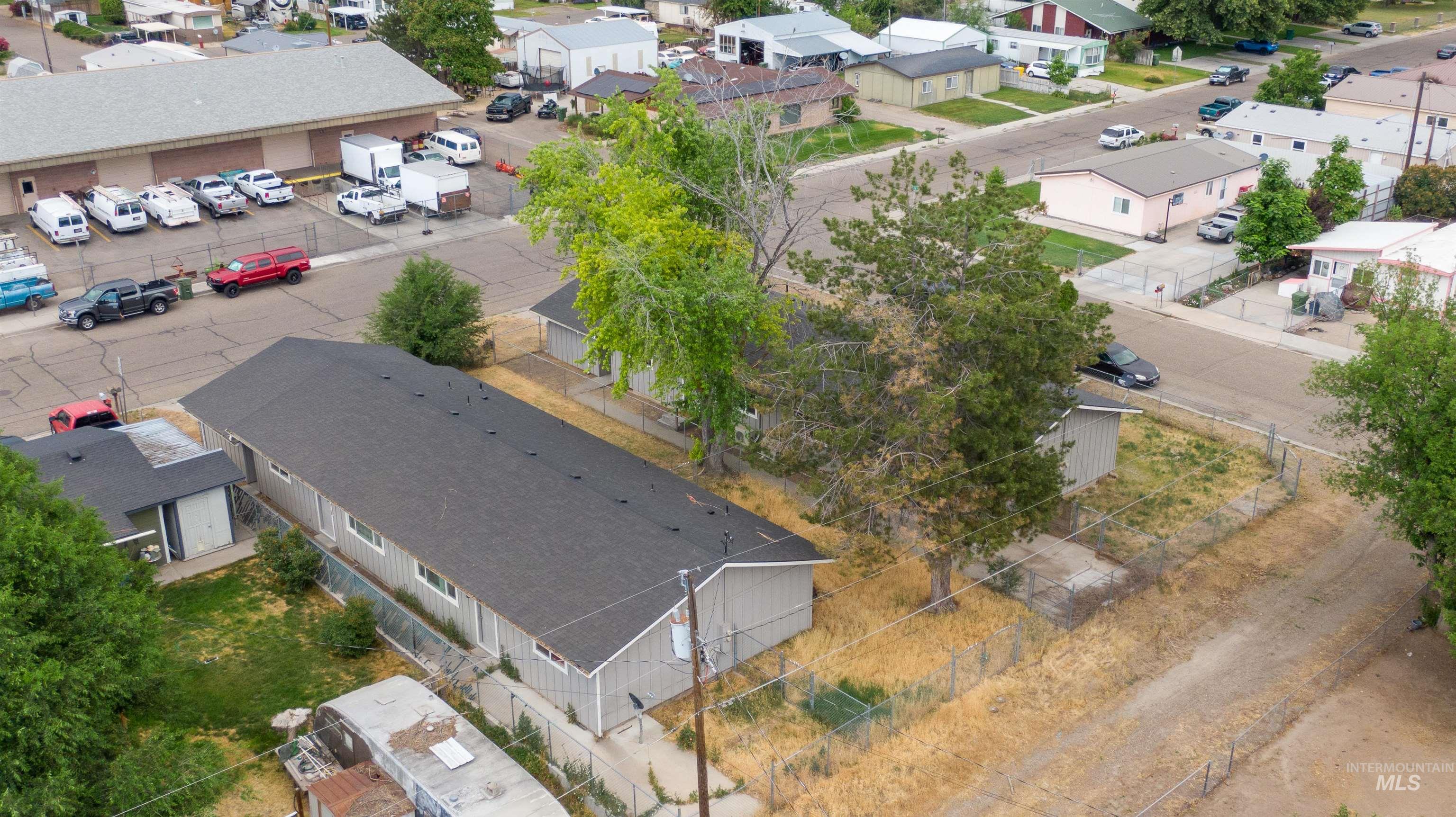 684/686 NW 6th St, Ontario, Oregon 97914, 2 Bedrooms, 1 Bathroom, Residential Income For Sale, Price $350,000,MLS 98951271