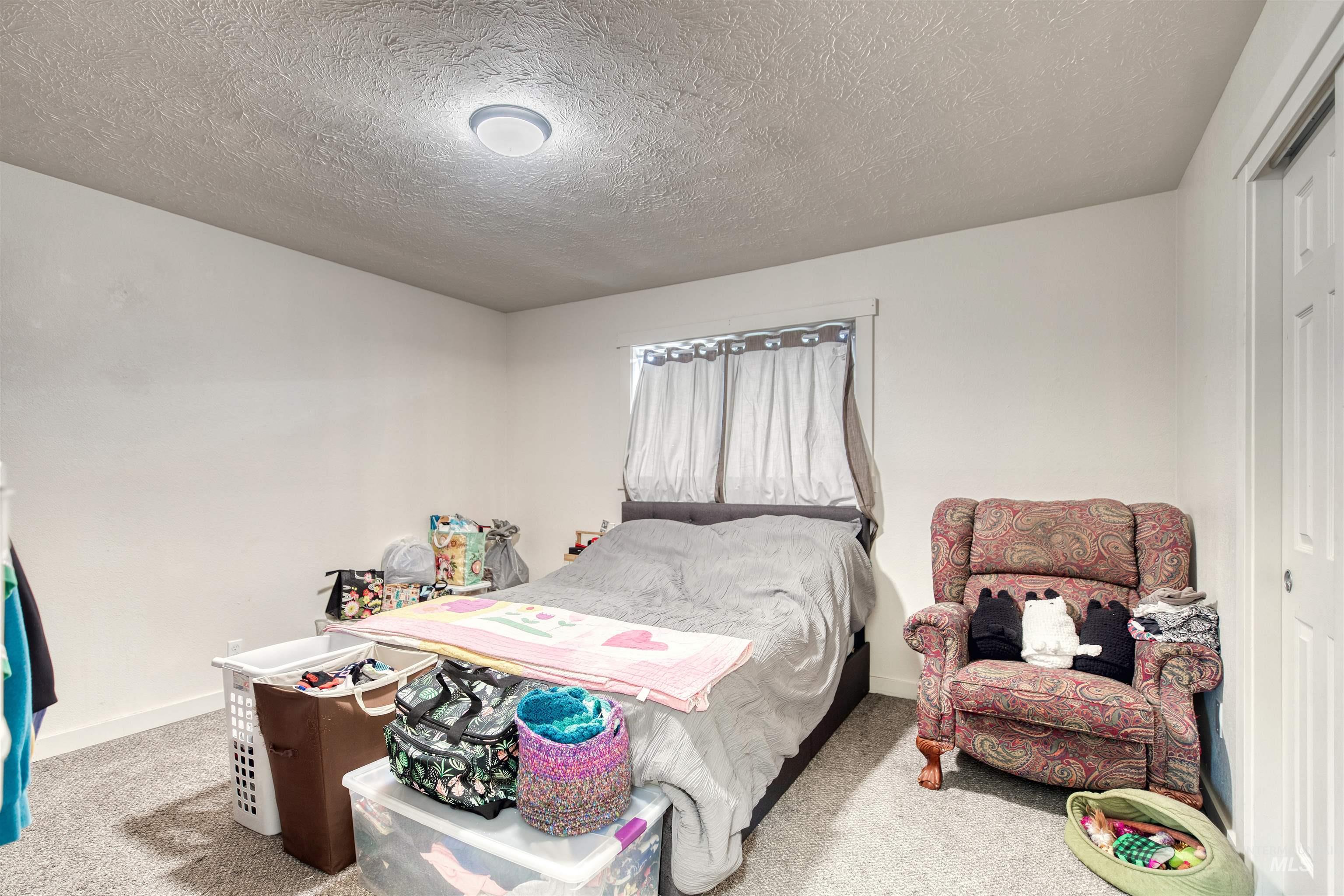 684/686 NW 6th St, Ontario, Oregon 97914, 2 Bedrooms, 1 Bathroom, Residential Income For Sale, Price $350,000,MLS 98951271