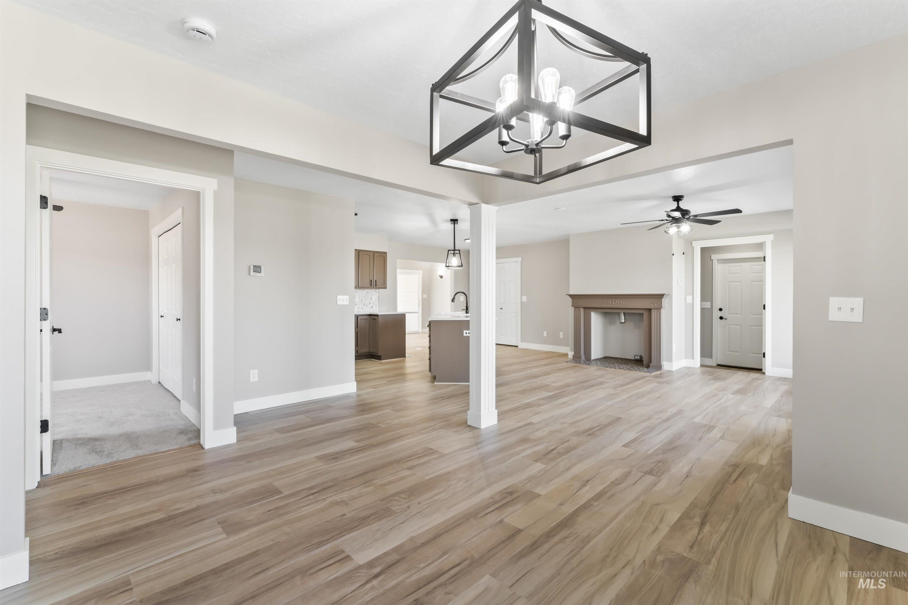 25 Horseshu Vue Circle, Horseshoe Bend, Idaho 83629, 4 Bedrooms, 3.5 Bathrooms, Residential For Sale, Price $829,900, 98951281