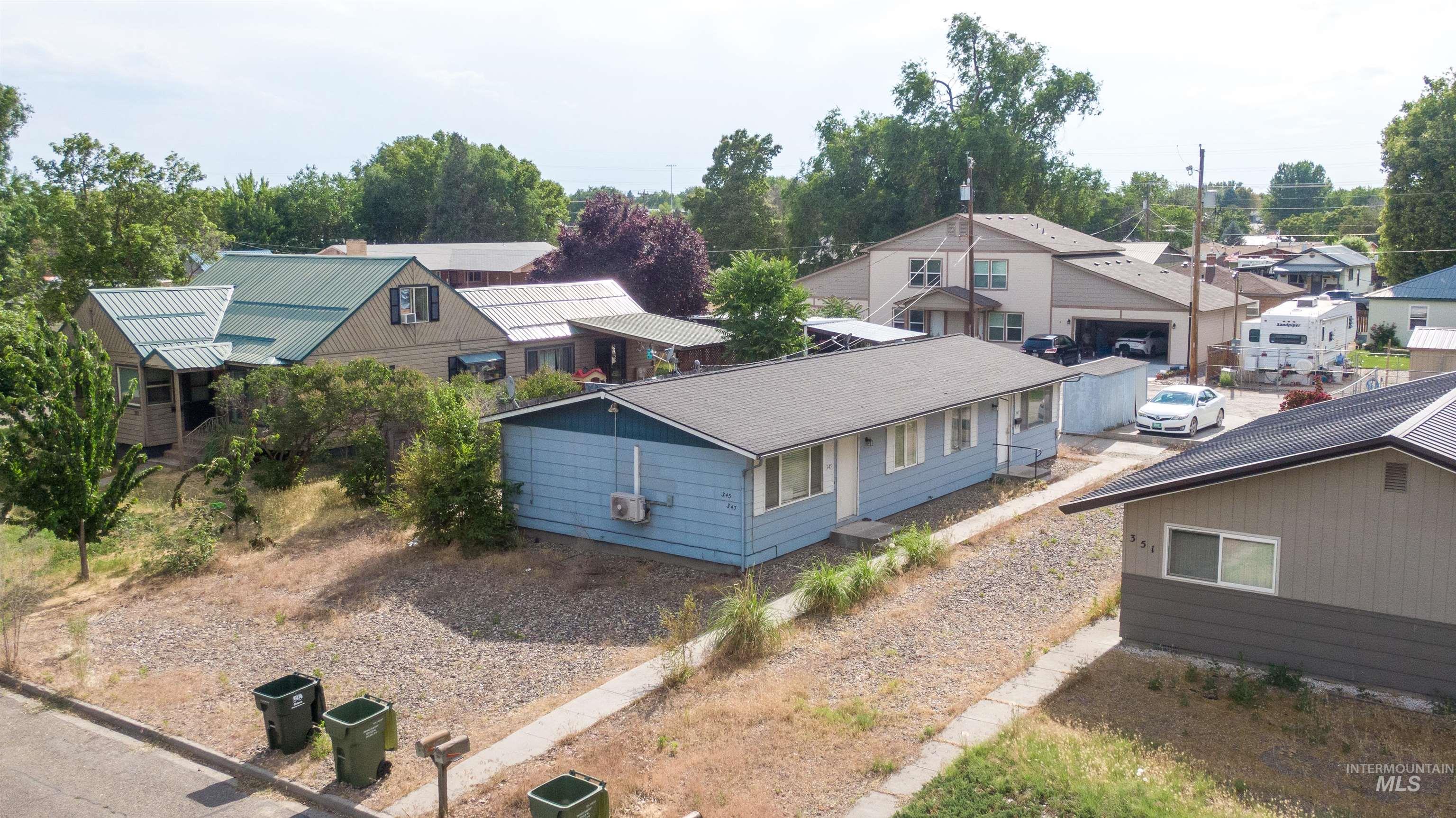 345/347 NW 7th St, Ontario, Oregon 97914, 2 Bedrooms, 1 Bathroom, Residential Income For Sale, Price $305,000,MLS 98951288