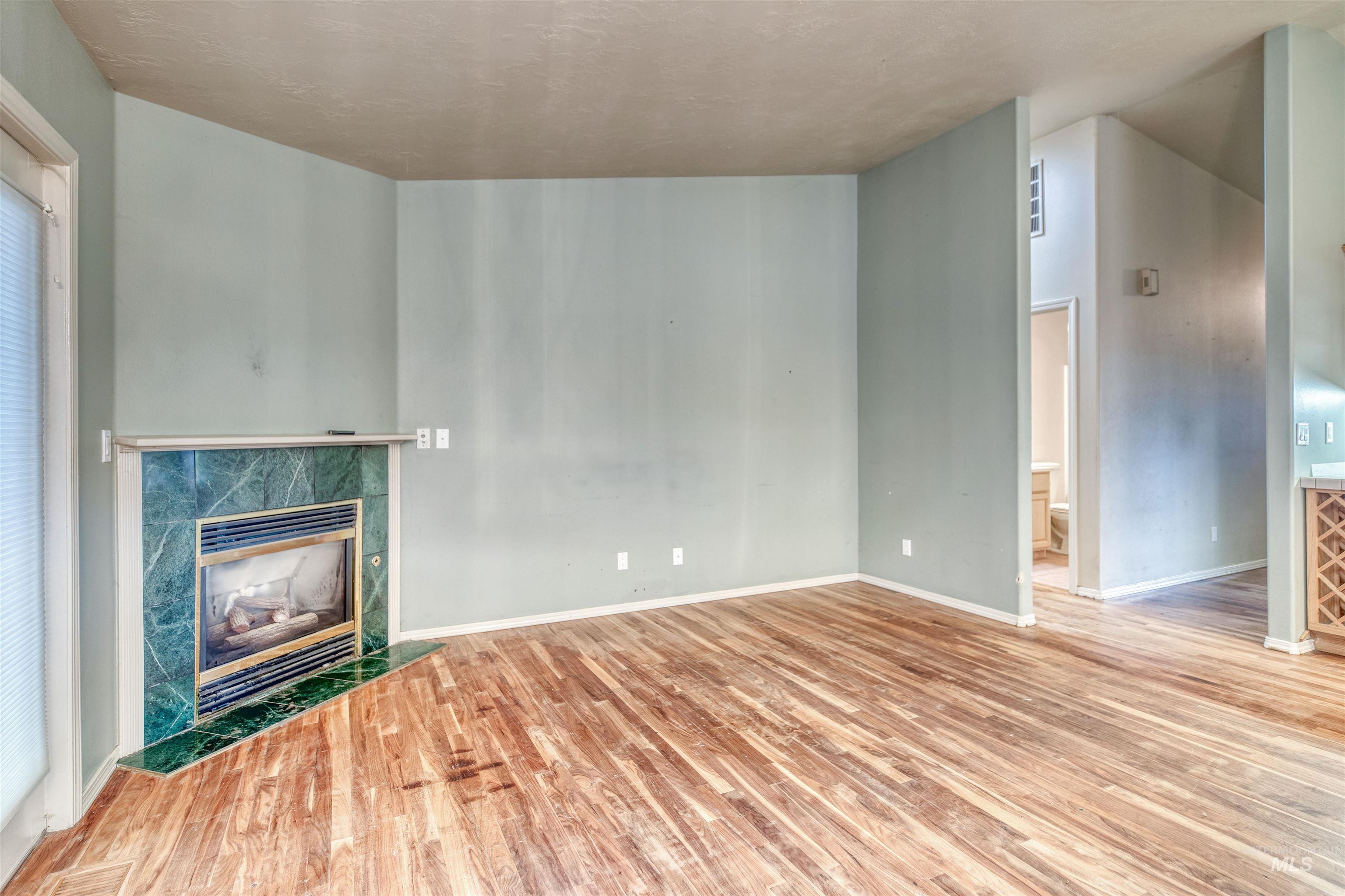 1921 Arcata Way, Ontario, Oregon 97914, 2 Bedrooms, 2 Bathrooms, Residential Income For Sale, Price $395,000, 98951298