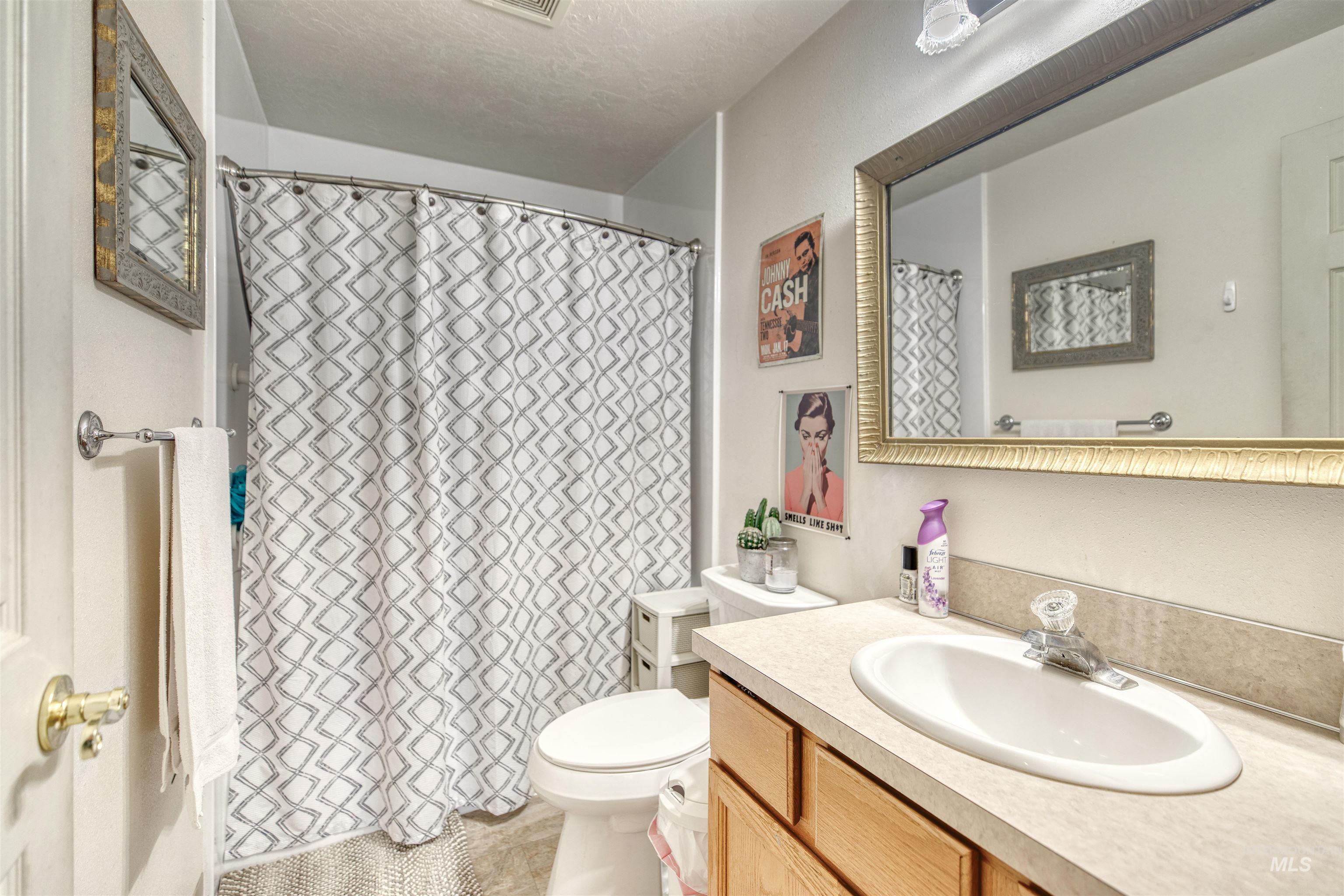 1921 Arcata Way, Ontario, Oregon 97914, 2 Bedrooms, 2 Bathrooms, Residential Income For Sale, Price $395,000, 98951298