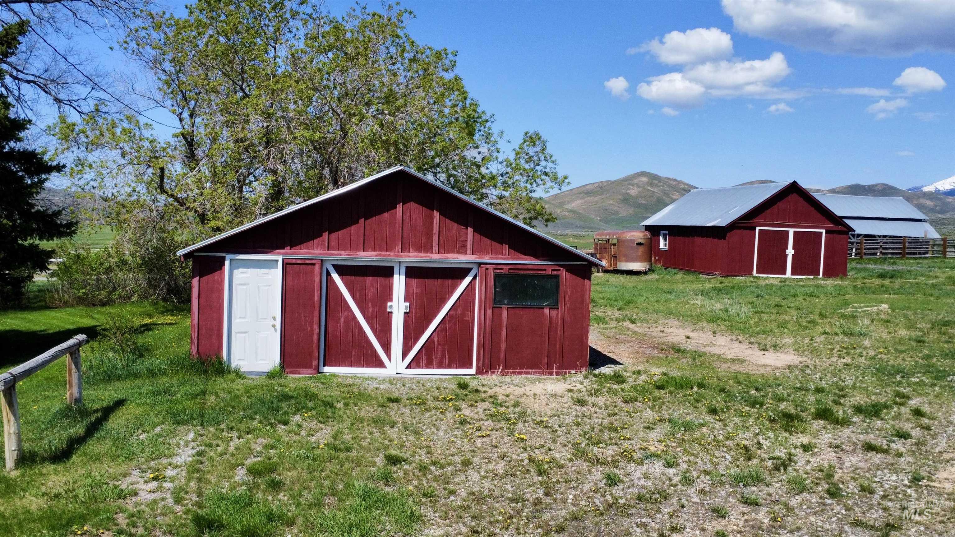 219 W 425 N, Fairfield, Idaho 83327, 5 Bedrooms, 2 Bathrooms, Farm & Ranch For Sale, Price $2,850,000, 98951324