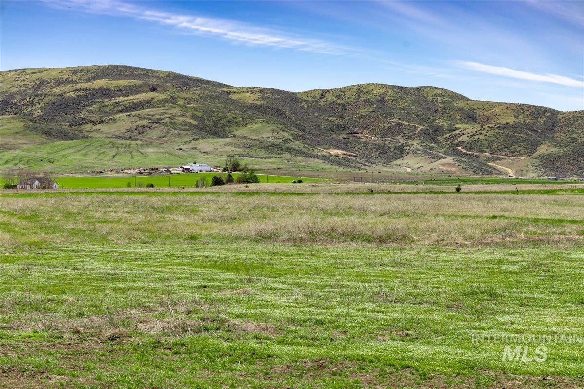 Lot 1 Jake Lane, Emmett, Idaho 83617, Land For Sale, Price $299,000,MLS 98951354