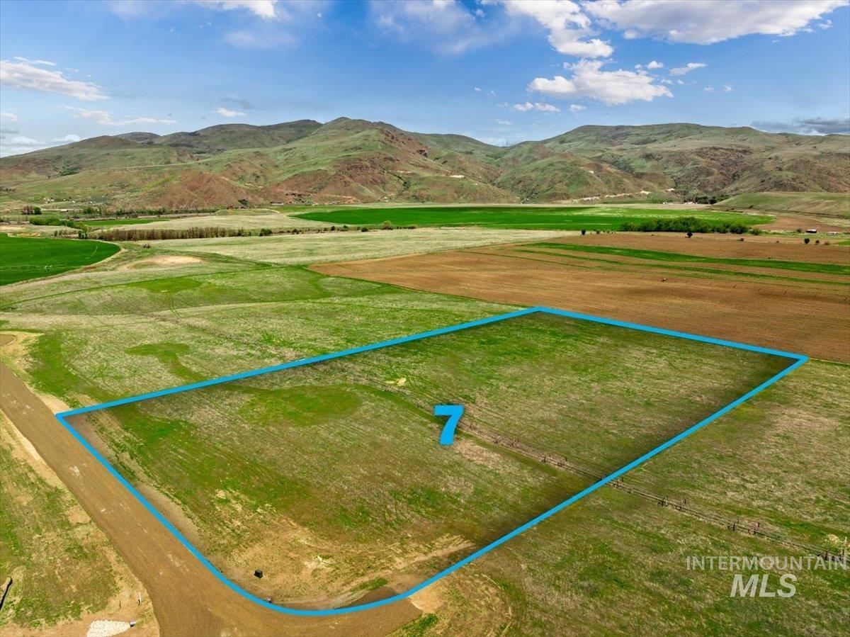 Lot 1 Jake Lane, Emmett, Idaho 83617, Land For Sale, Price $299,000,MLS 98951354