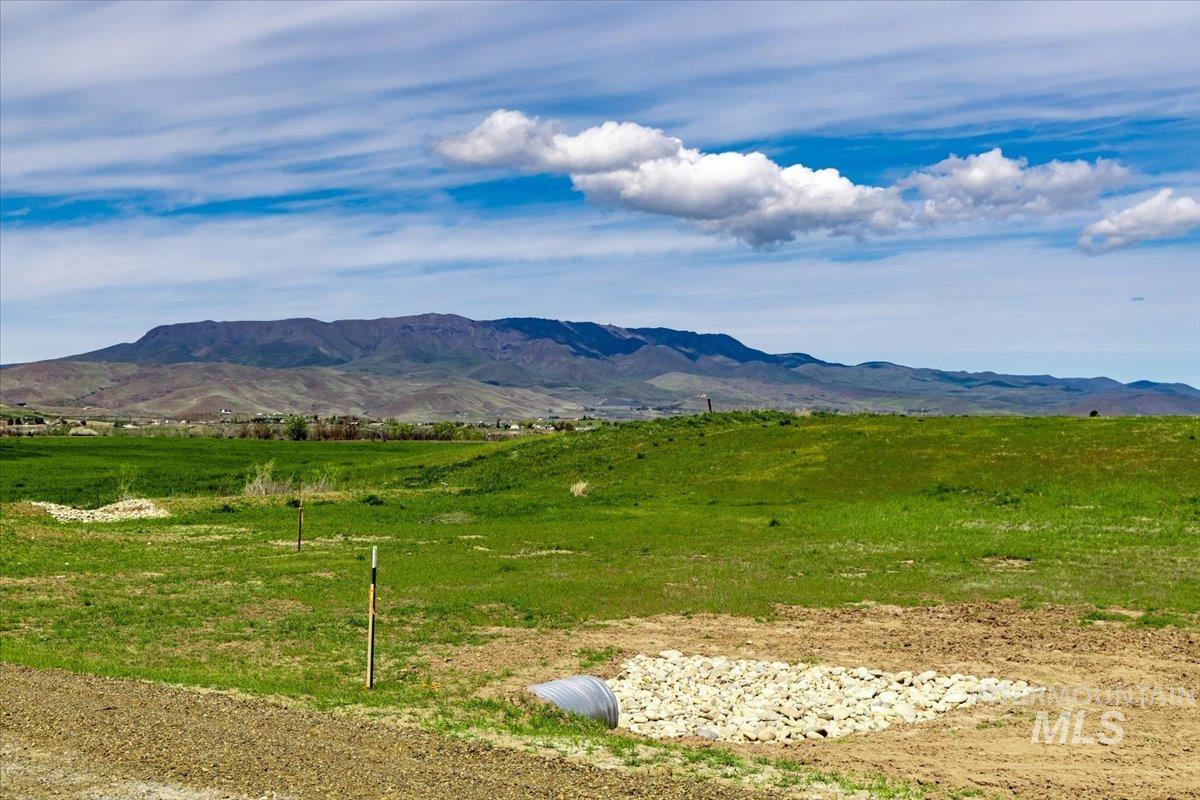 Lot 1 Jake Lane, Emmett, Idaho 83617, Land For Sale, Price $299,000,MLS 98951354