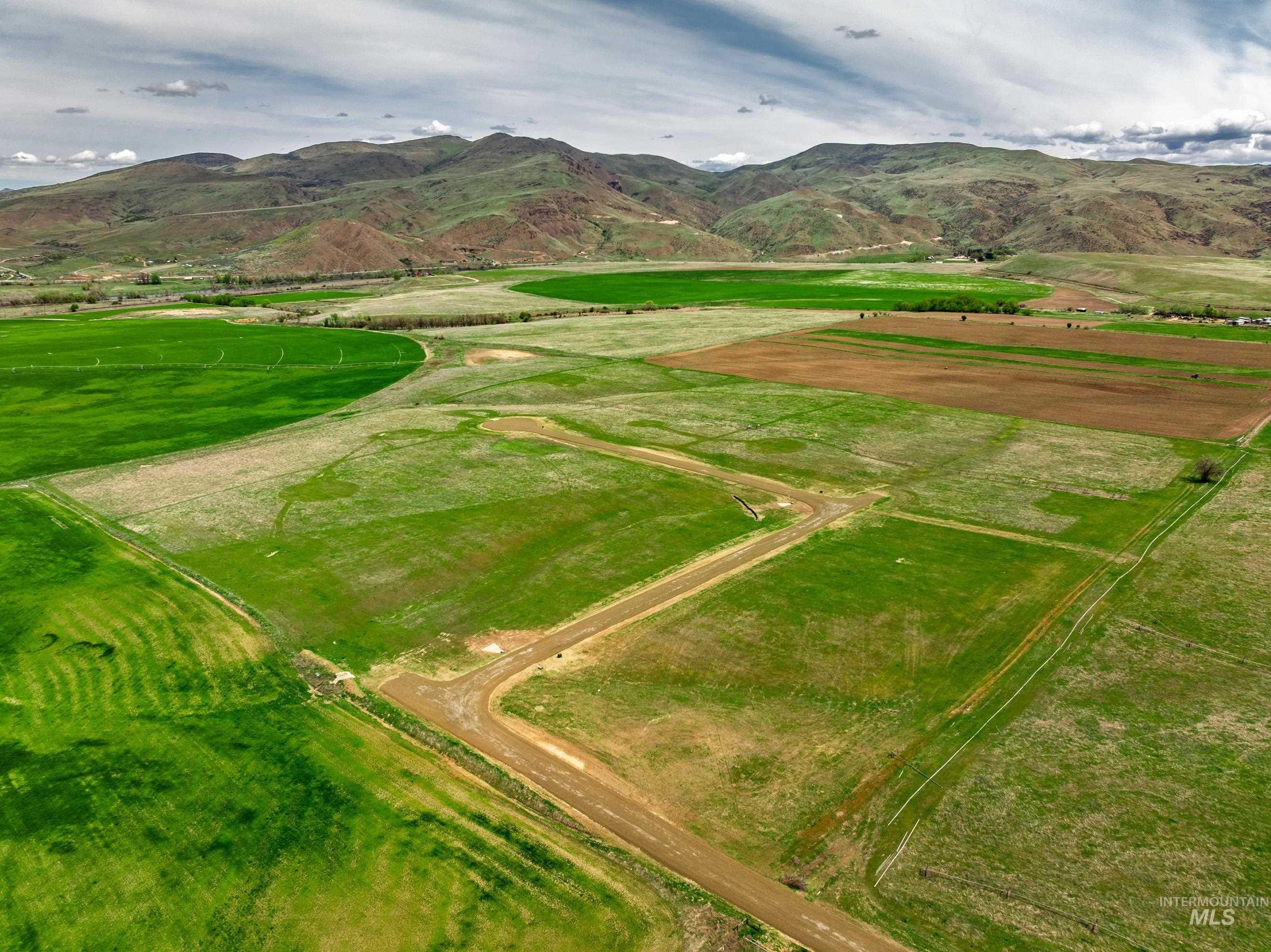 Lot 1 Jake Lane, Emmett, Idaho 83617, Land For Sale, Price $299,000,MLS 98951354