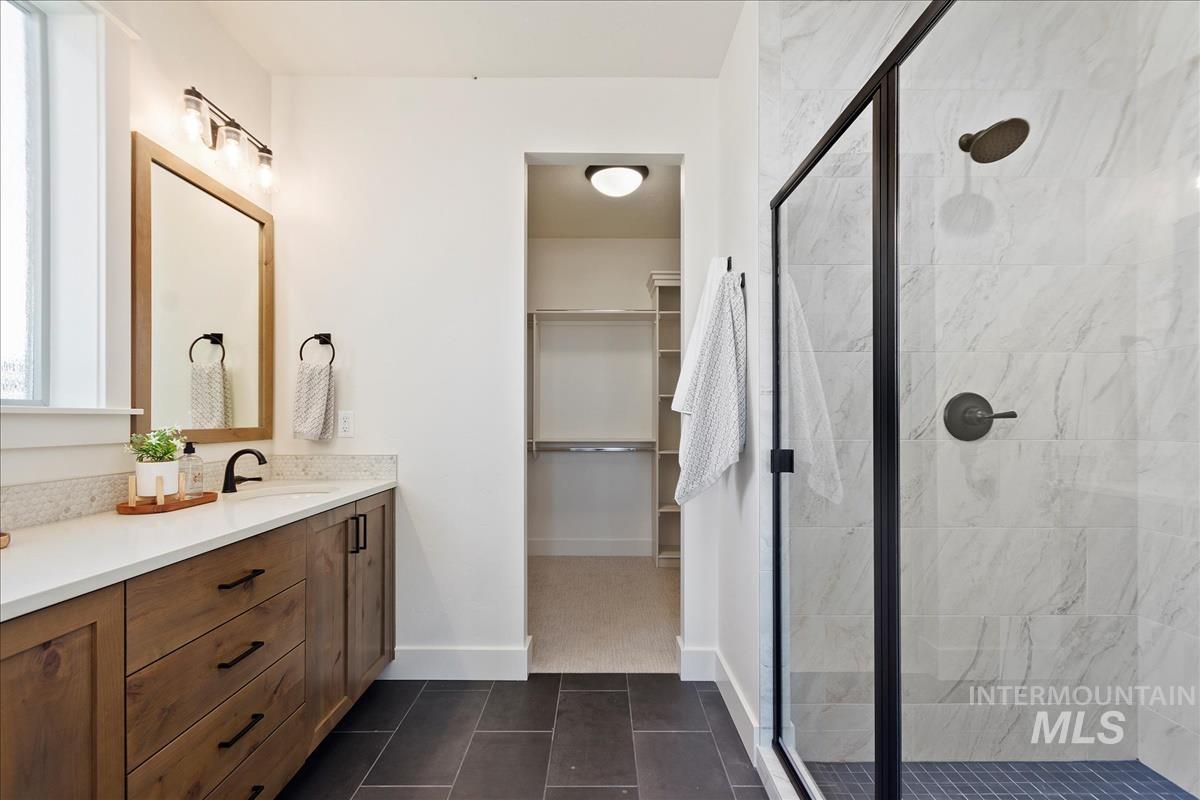 7636 W Old School St., Meridian, Idaho 83646, 3 Bedrooms, 3 Bathrooms, Residential For Sale, Price $639,900,MLS 98951391