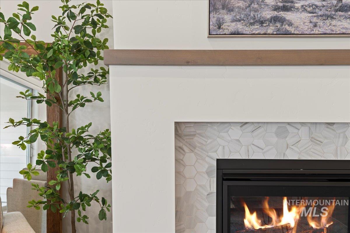 7636 W Old School St., Meridian, Idaho 83646, 3 Bedrooms, 3 Bathrooms, Residential For Sale, Price $639,900,MLS 98951391