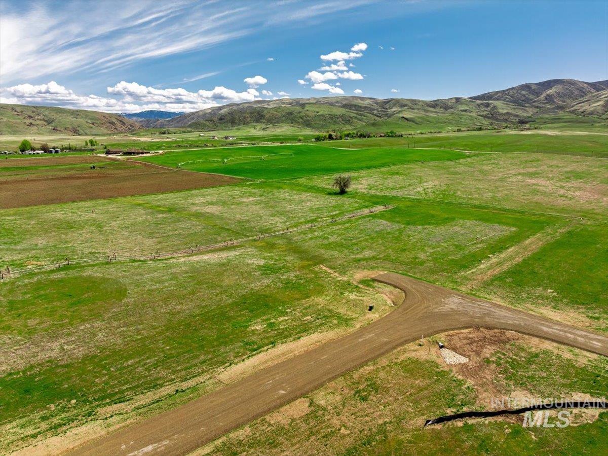 Lot 7 Jake Lane, Emmett, Idaho 83617, Land For Sale, Price $295,000,MLS 98951413