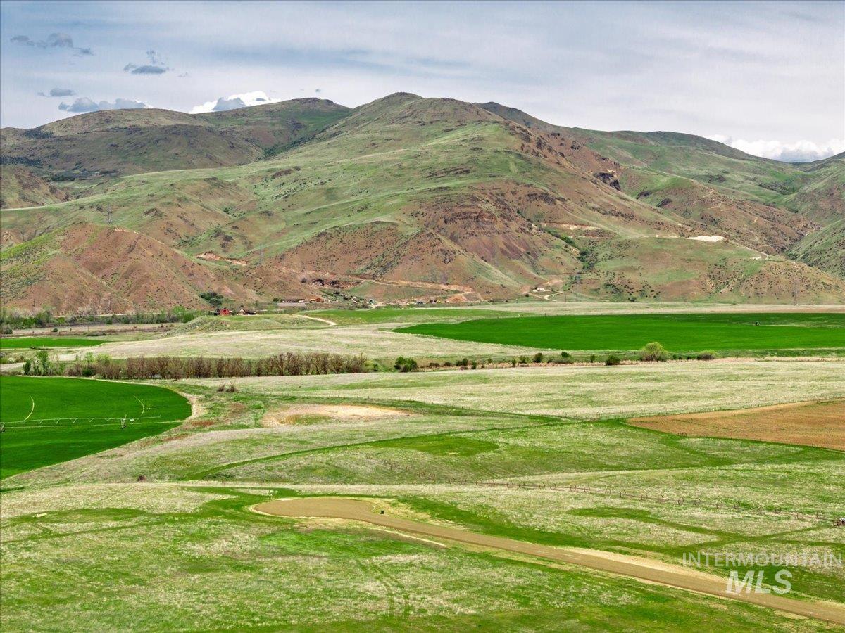 Lot 7 Jake Lane, Emmett, Idaho 83617, Land For Sale, Price $295,000,MLS 98951413