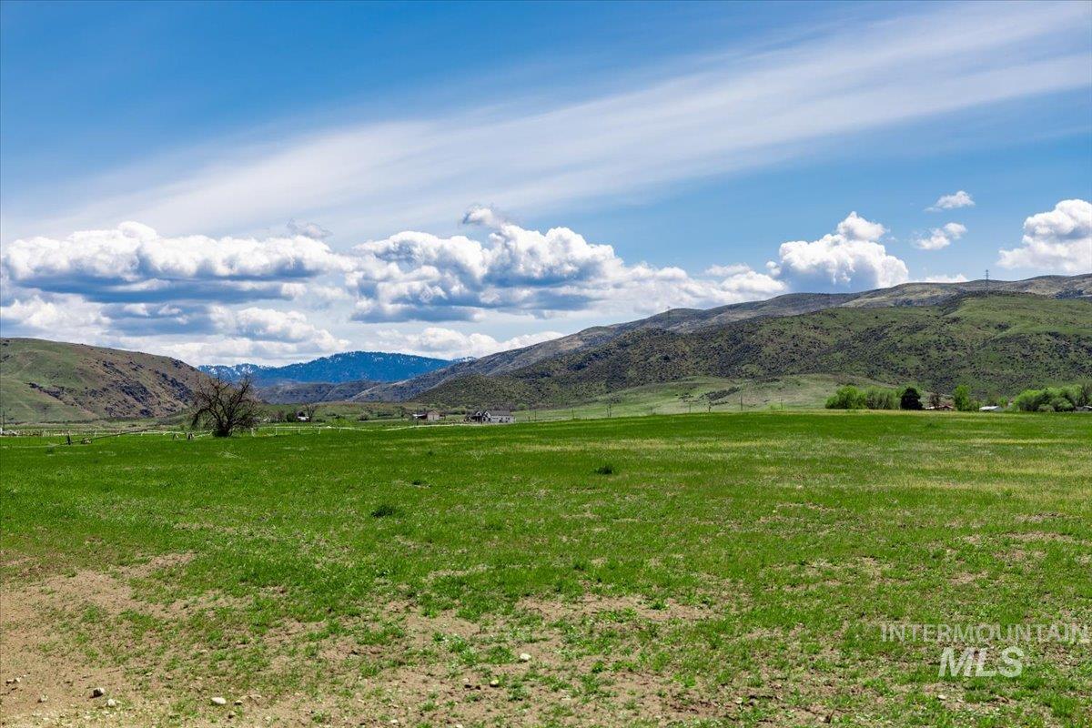Lot 7 Jake Lane, Emmett, Idaho 83617, Land For Sale, Price $295,000,MLS 98951413