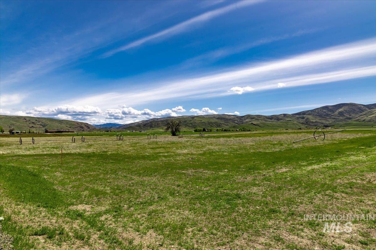 Lot 7 Jake Lane, Emmett, Idaho 83617, Land For Sale, Price $295,000,MLS 98951413