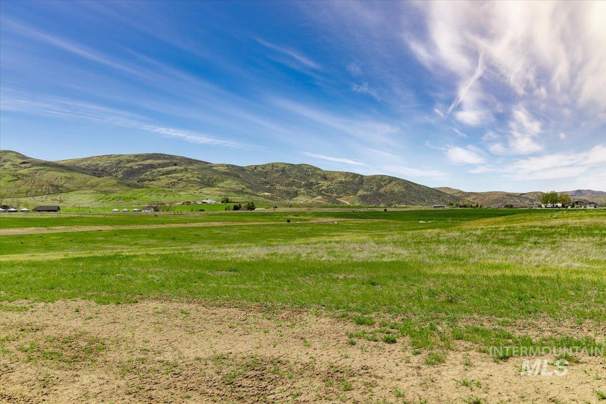 Lot 7 Jake Lane, Emmett, Idaho 83617, Land For Sale, Price $295,000,MLS 98951413