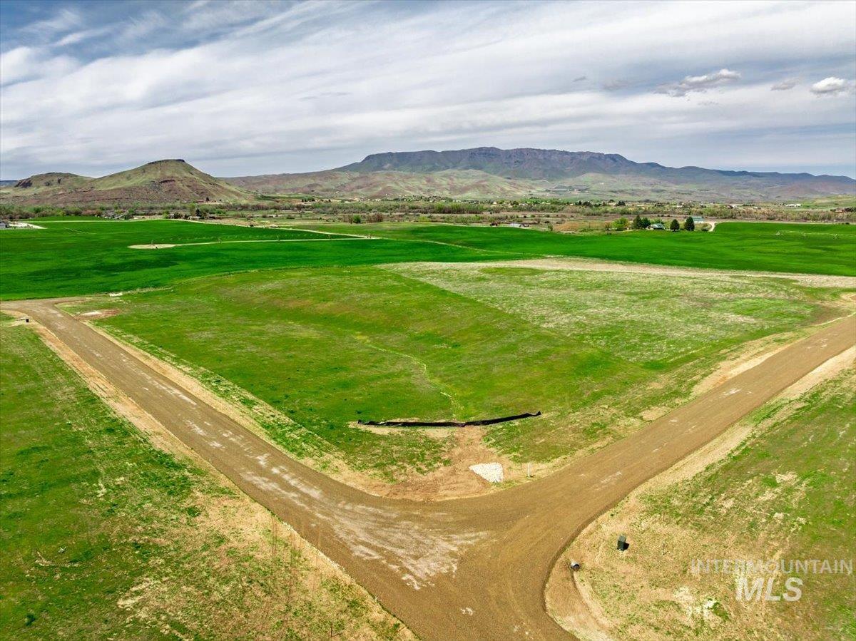 Lot 7 Jake Lane, Emmett, Idaho 83617, Land For Sale, Price $295,000,MLS 98951413