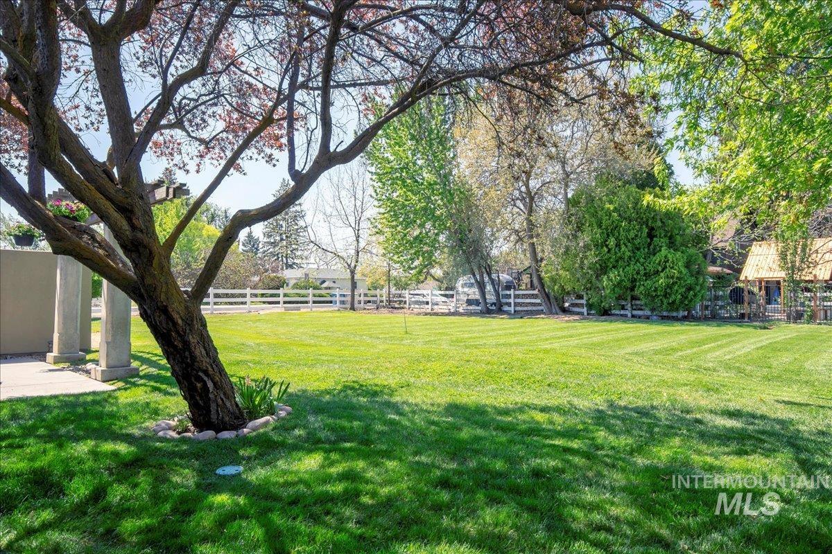 101 & 103 Minot Street, Middleton, Idaho 83644, 5 Bedrooms, 3 Bathrooms, Residential For Sale, Price $931,000,MLS 98951464